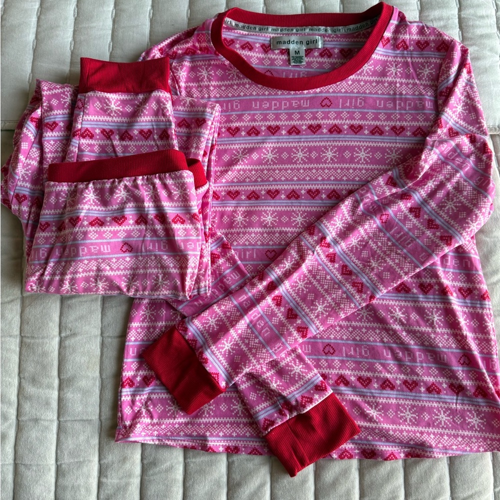 Madden Girl Festive Pink Women’s Pajama Set size Medium Holiday PJ’s